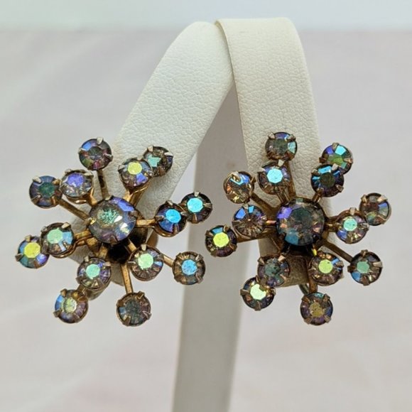 Vintage Jewelry - Vintage Aurora Rhinestone Screw Back Earrings